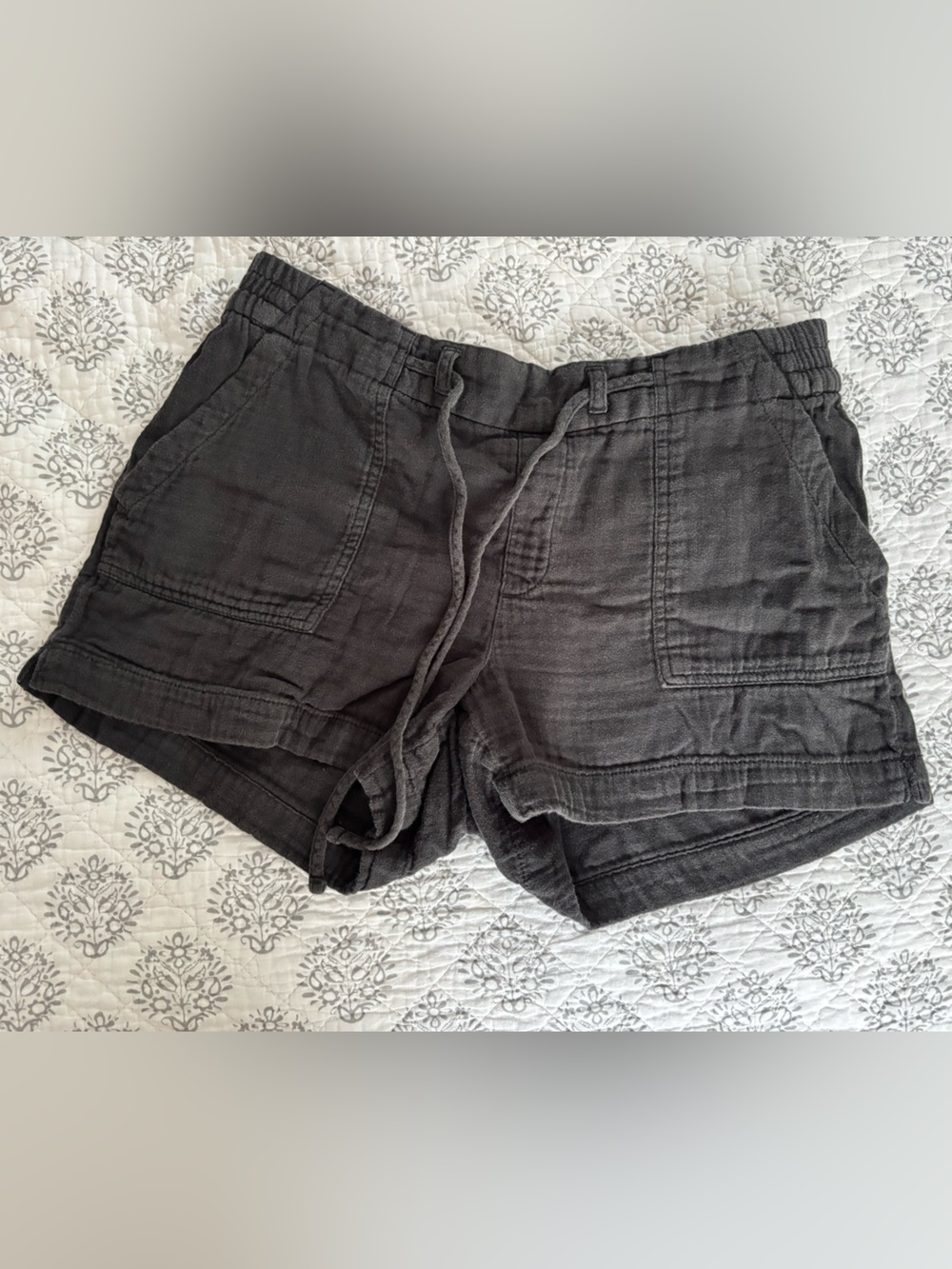 Old Navy Elastic-Waist Casual Shorts